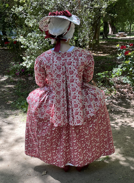 Reproduction 1760s Pet en l'air at CSUS Arboretum May 2022. Simplicity S8578.  