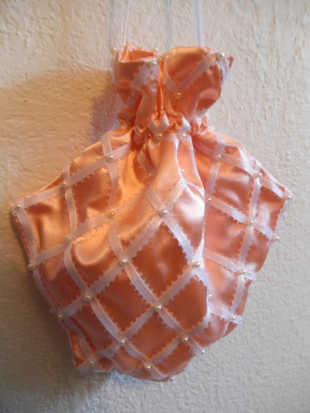 Reproduction Peach Regency Reticule with White Ribbons. La Mode Bagatelle Regency Wardrobe