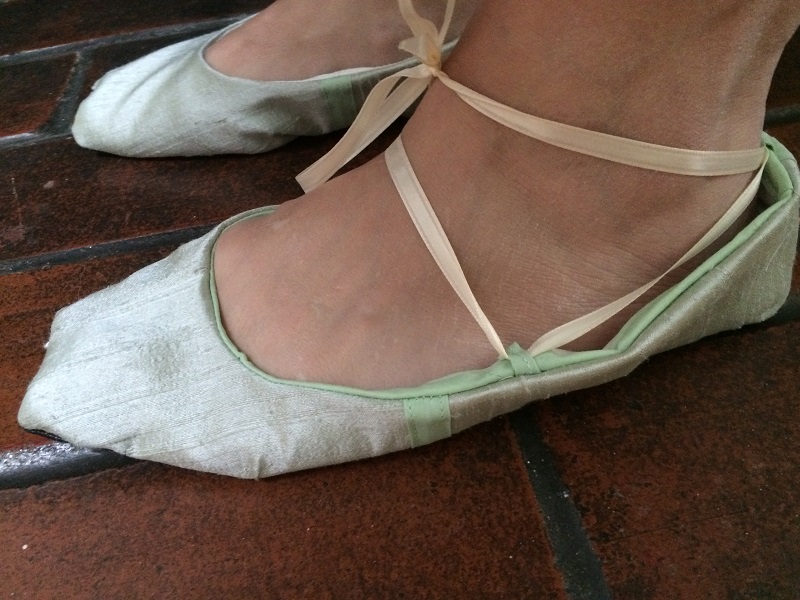 Reproduction Regency Slippers Fail