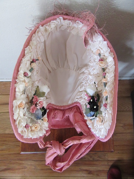 Reproduction Coal Shuttle Bonnet - Pink Silk Faux Drawn - Inside