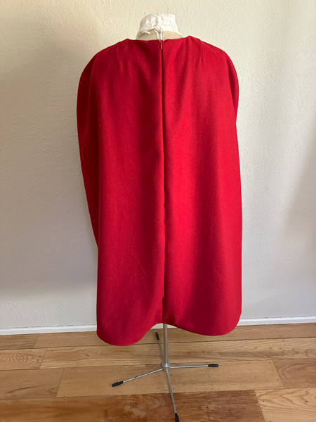 Red Cape Dress Back. Vogue V1982. 
